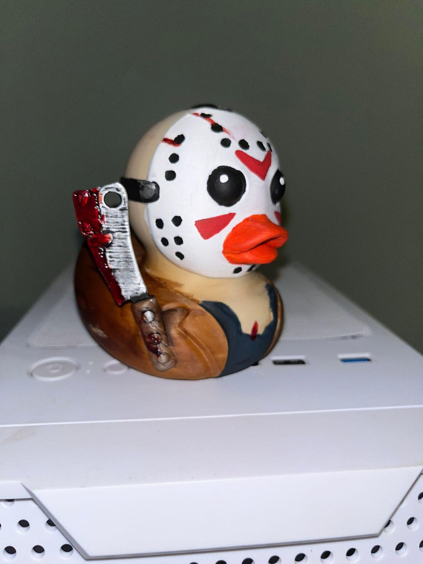 Spooky Horror-Themed Hockey Mask 3D printed Duck - PLA Collectible Creepy Gift Decor